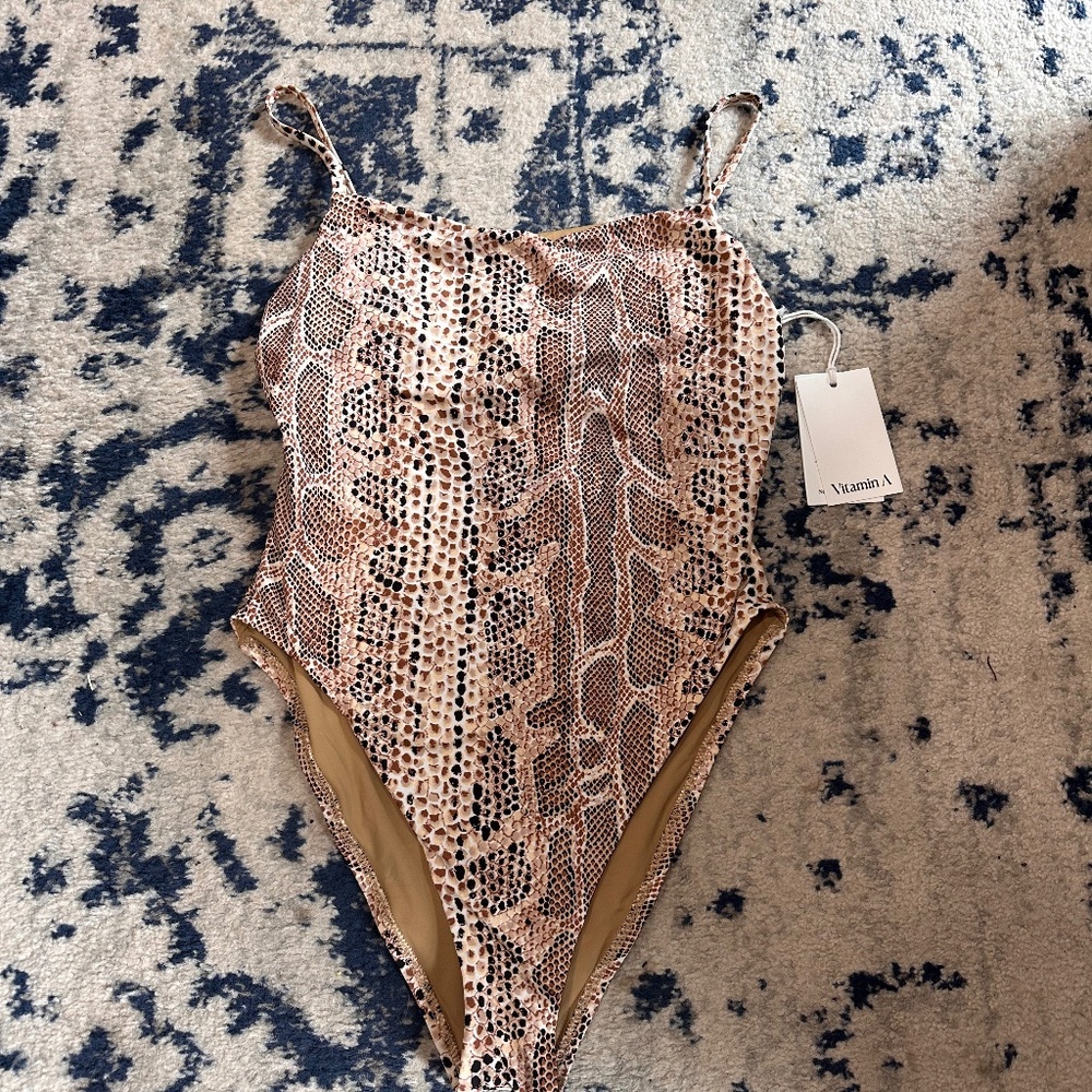 NWT Vitamin A  MSRP $203 Jenna Python Snake Print One Piece 12